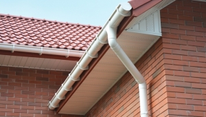 7 Reasons to Consider Guttering Replacement  
